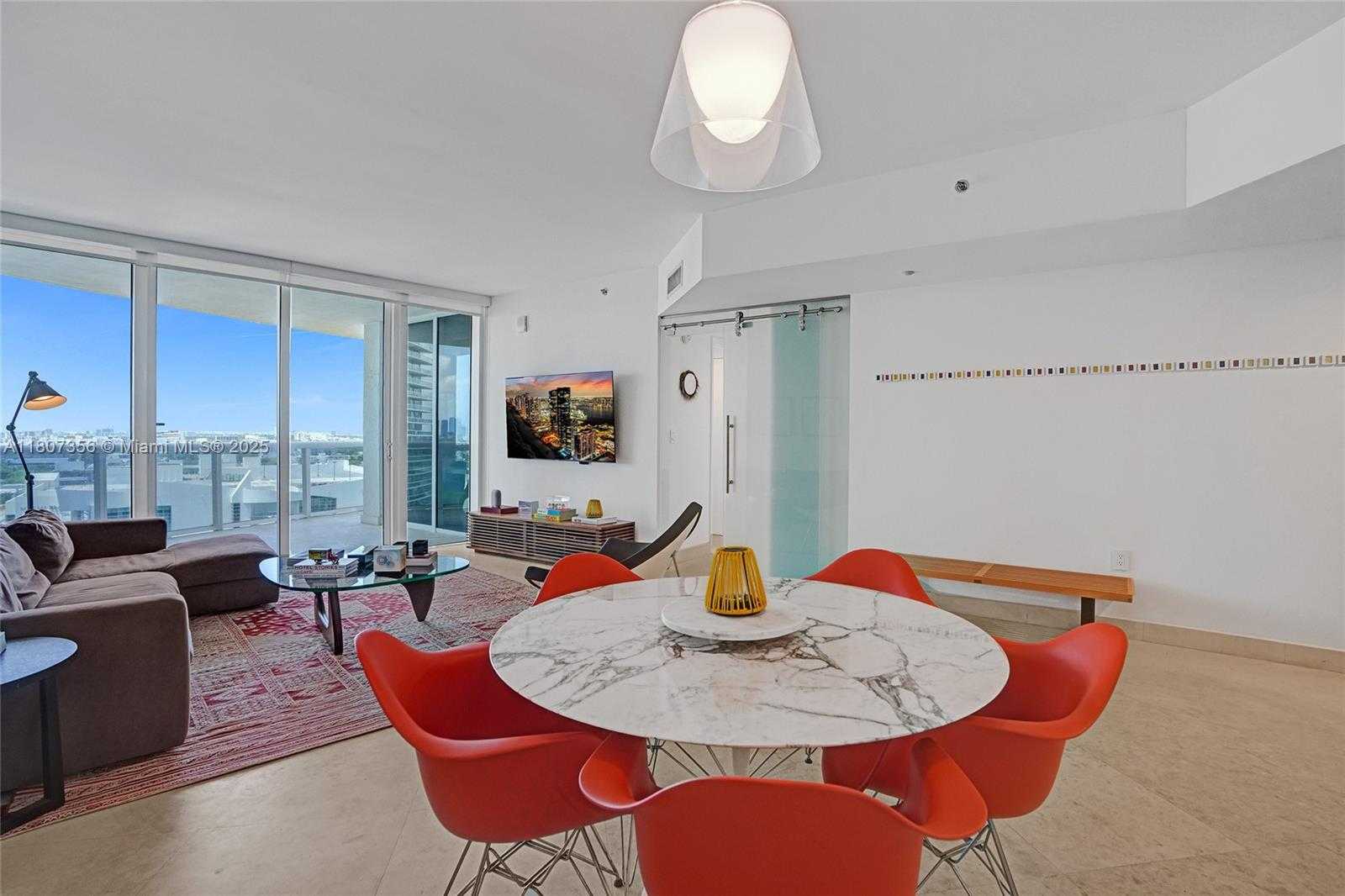 Small Image of 400 ALTON RD #1409, Miami Beach Number 11