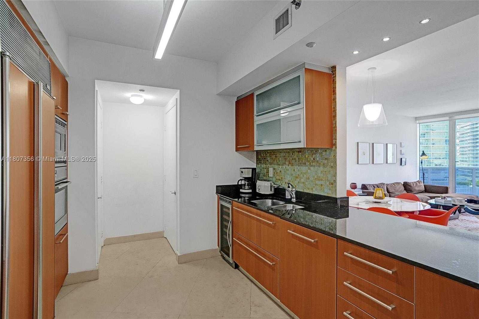 Small Image of 400 ALTON RD #1409, Miami Beach Number 12