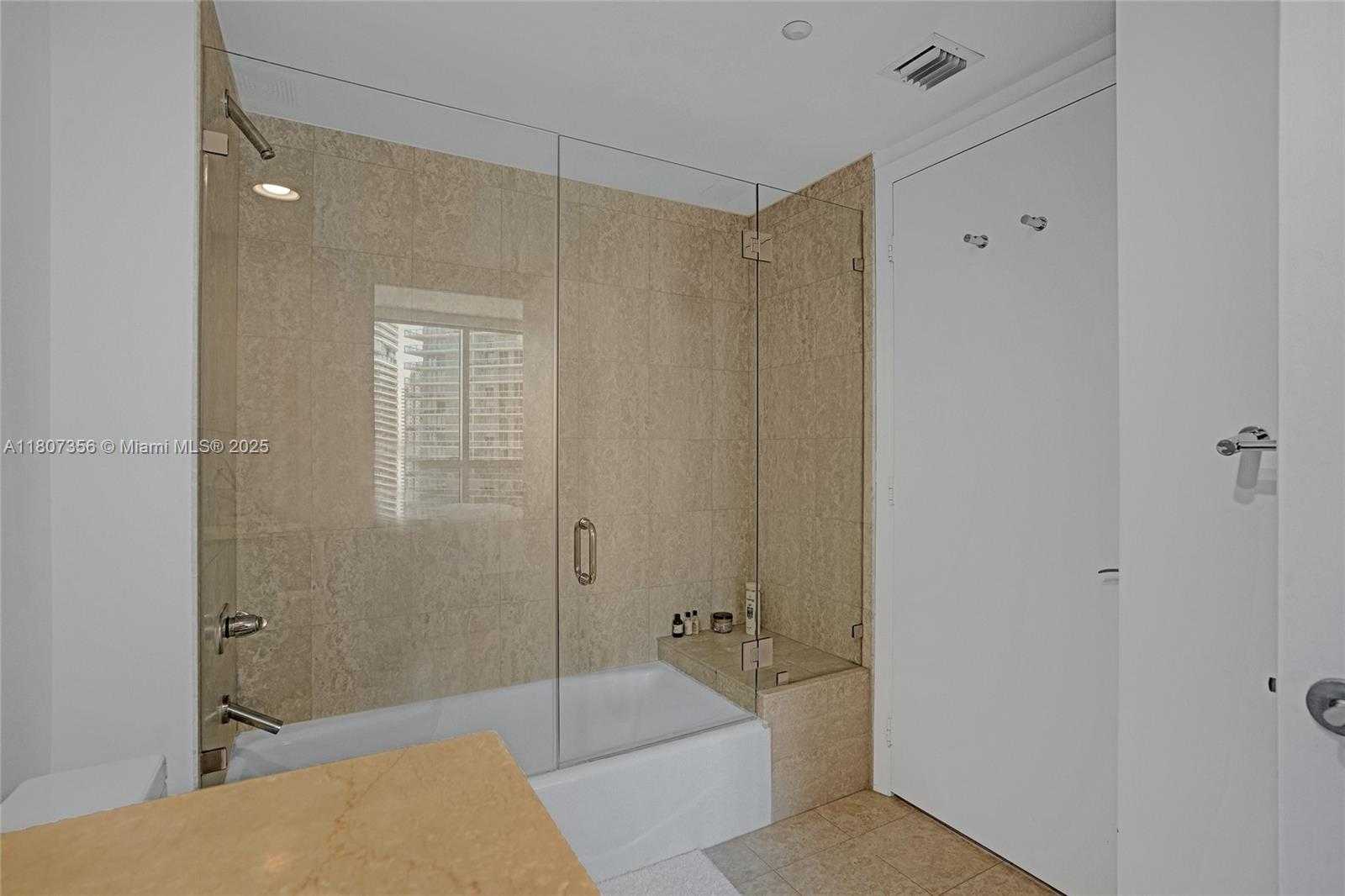 Small Image of 400 ALTON RD #1409, Miami Beach Number 18