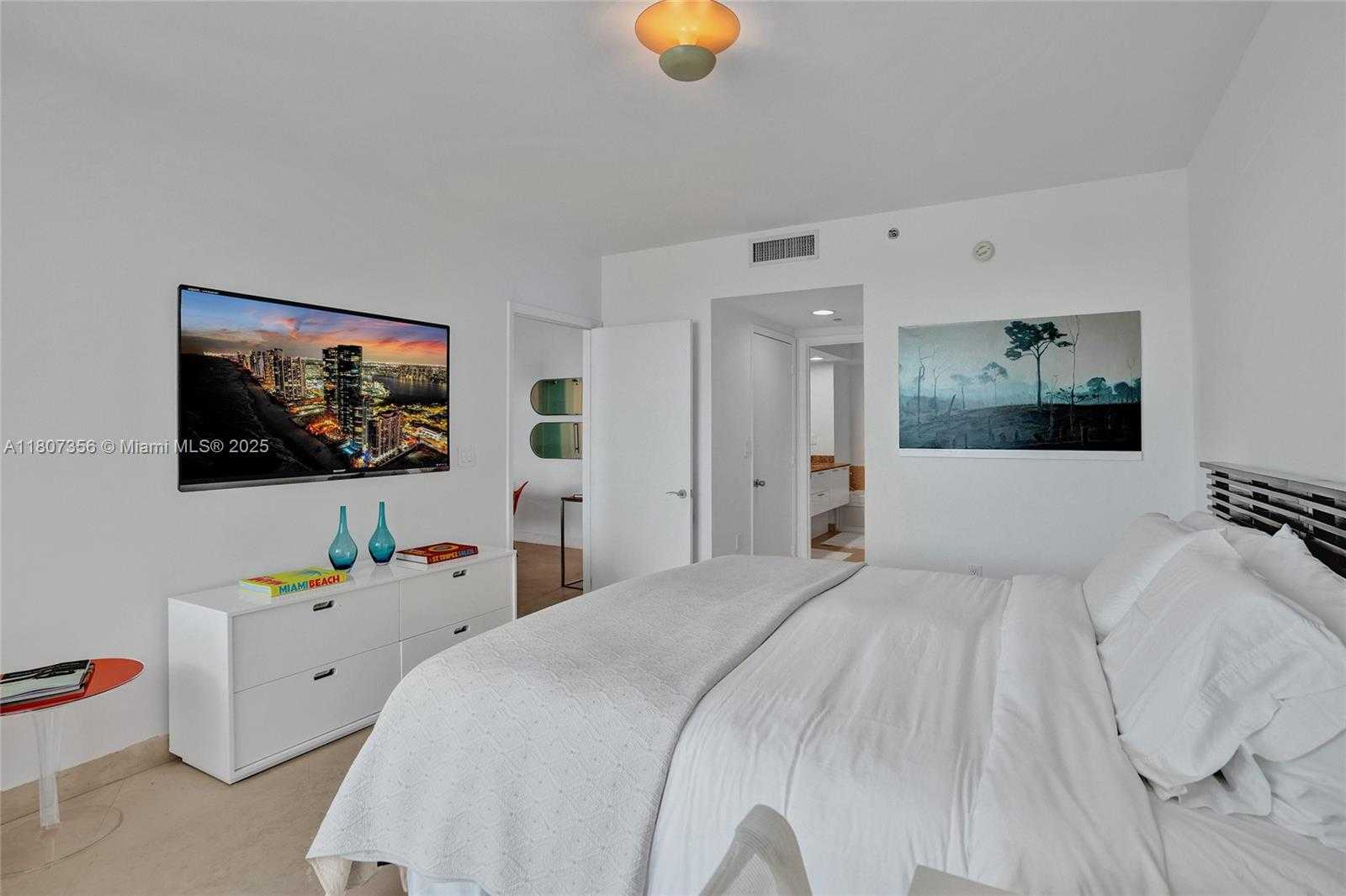Small Image of 400 ALTON RD #1409, Miami Beach Number 22