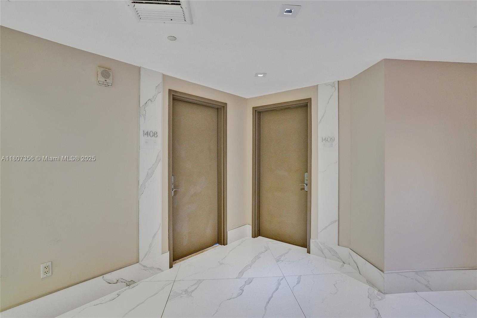 Small Image of 400 ALTON RD #1409, Miami Beach Number 27