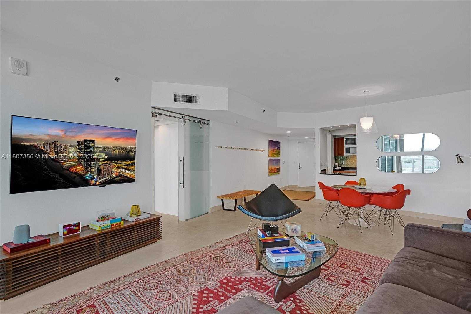 Small Image of 400 ALTON RD #1409, Miami Beach Number 9