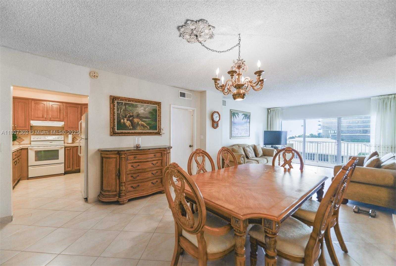 Small Image of 1950 SOUTH OCEAN DR #3L, Hallandale Beach Number 2