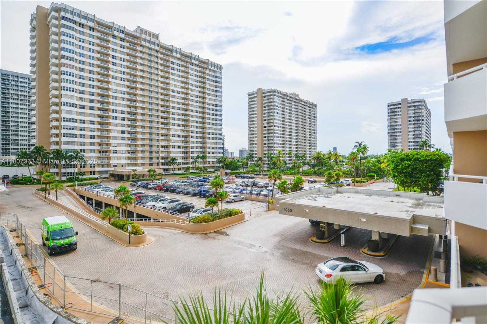 Small Image of 1950 SOUTH OCEAN DR #3L, Hallandale Beach Number 21