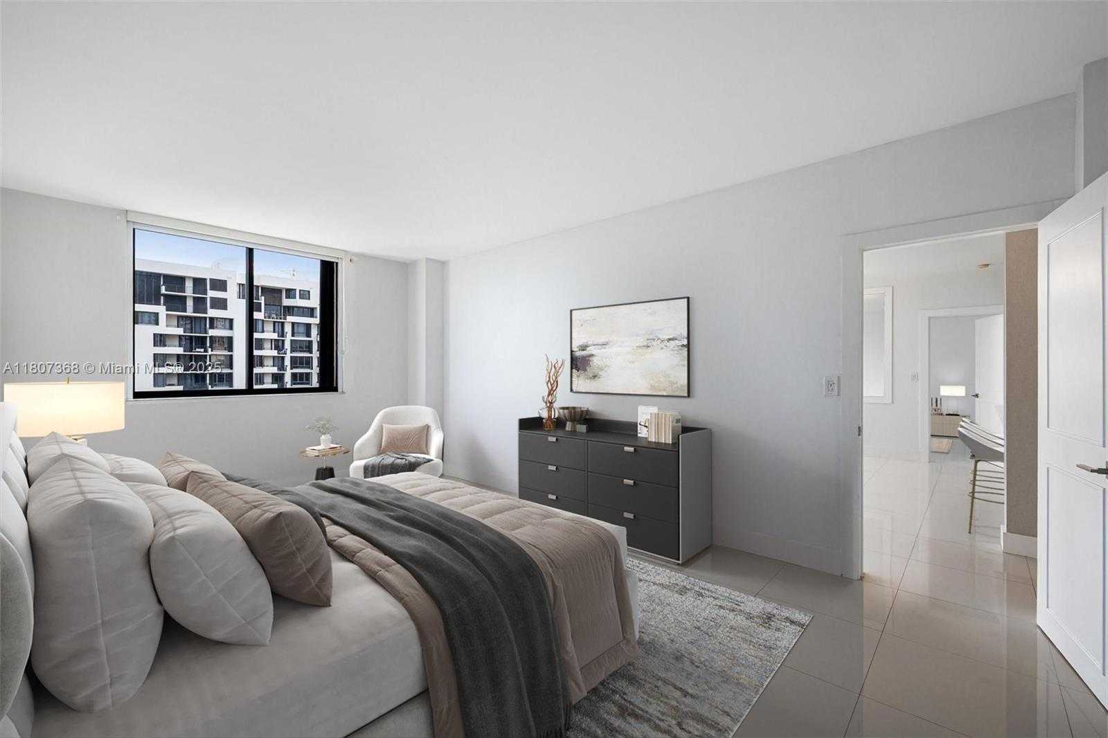 Small Image of 540 BRICKELL KEY DR #1817, Miami Number 16