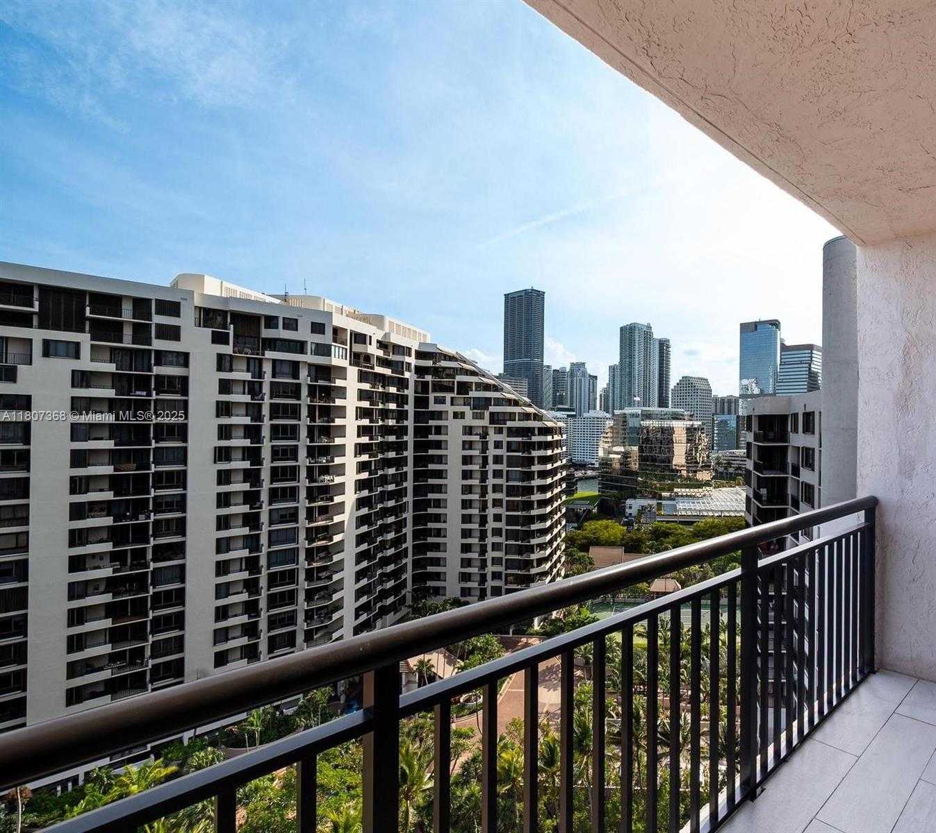 Small Image of 540 BRICKELL KEY DR #1817, Miami Number 20
