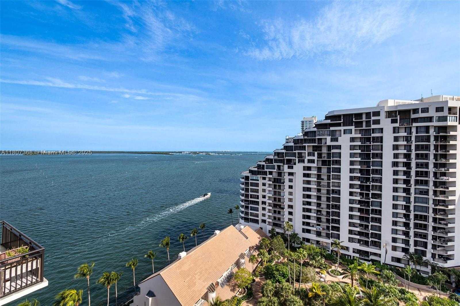 Small Image of 540 BRICKELL KEY DR #1817, Miami Number 3