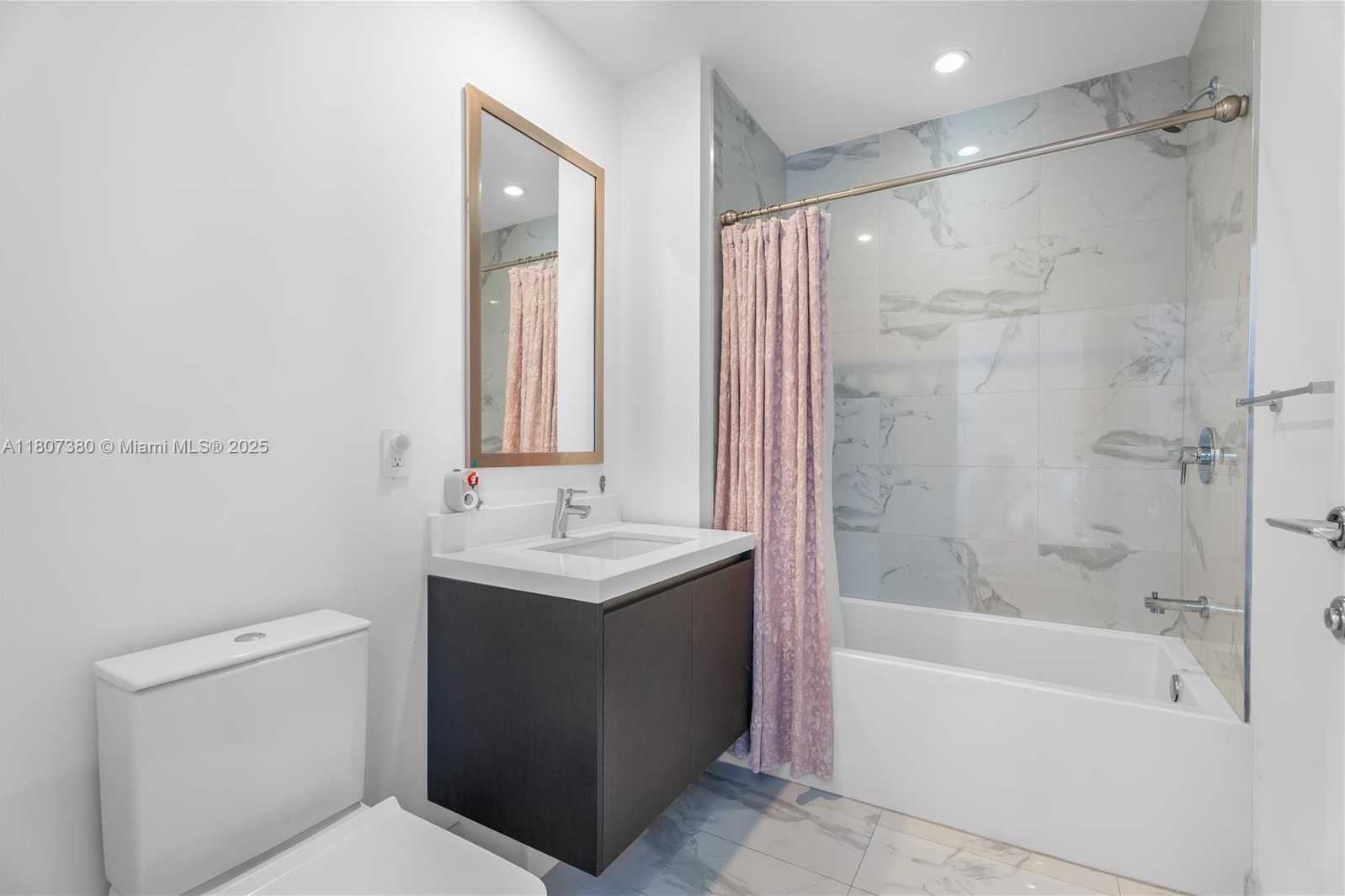Small Image of 851 NORTH EAST 1ST AVE #1409, Miami Number 14