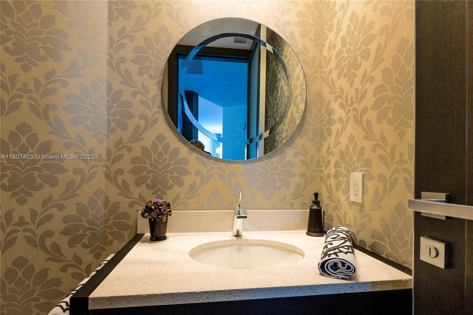 Small Image of 18201 COLLINS AVE #3909, Sunny Isles Beach Number 22