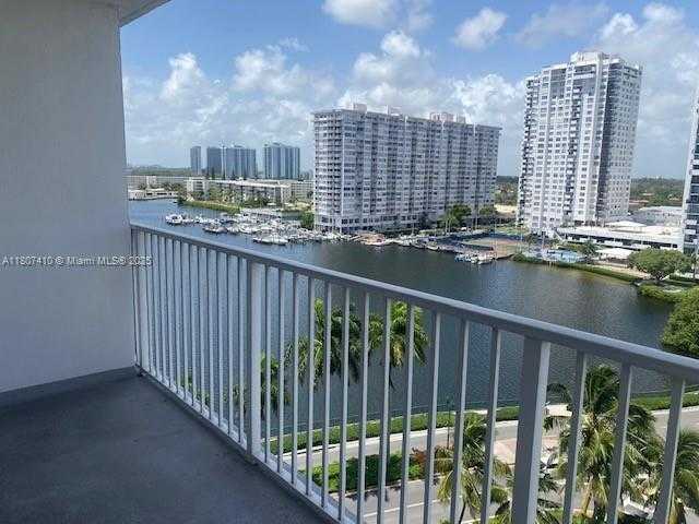 Small Image of 2801 NORTH EAST 183RD ST #1011W, Aventura Number 14