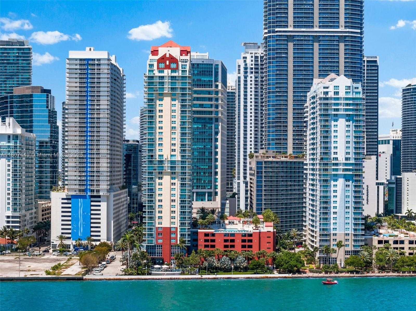 Small Image of 1155 BRICKELL BAY DR #2005, Miami Number 11