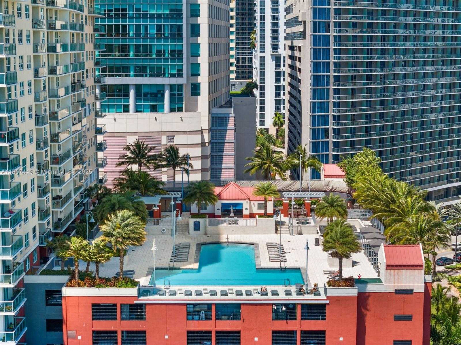 Small Image of 1155 BRICKELL BAY DR #2005, Miami Number 13