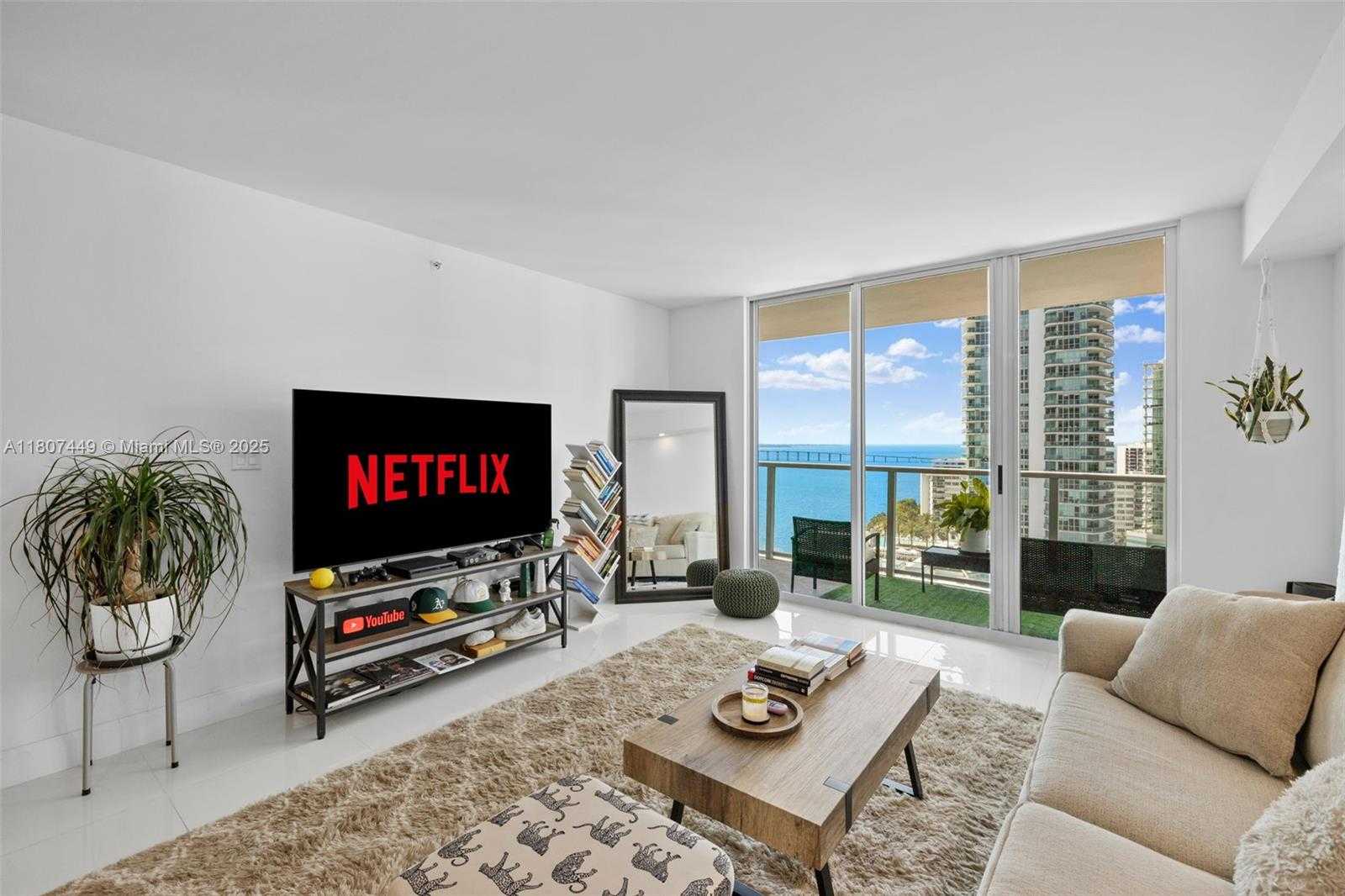 Small Image of 1155 BRICKELL BAY DR #2005, Miami Number 15