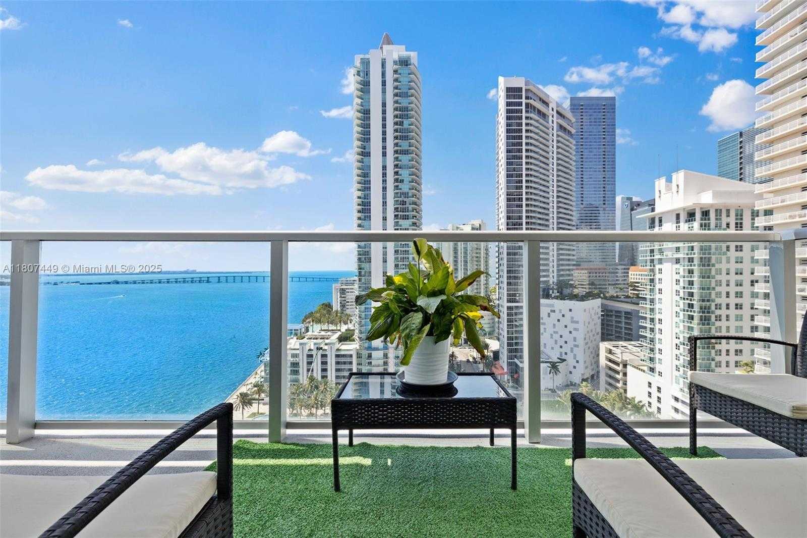 Small Image of 1155 BRICKELL BAY DR #2005, Miami Number 28