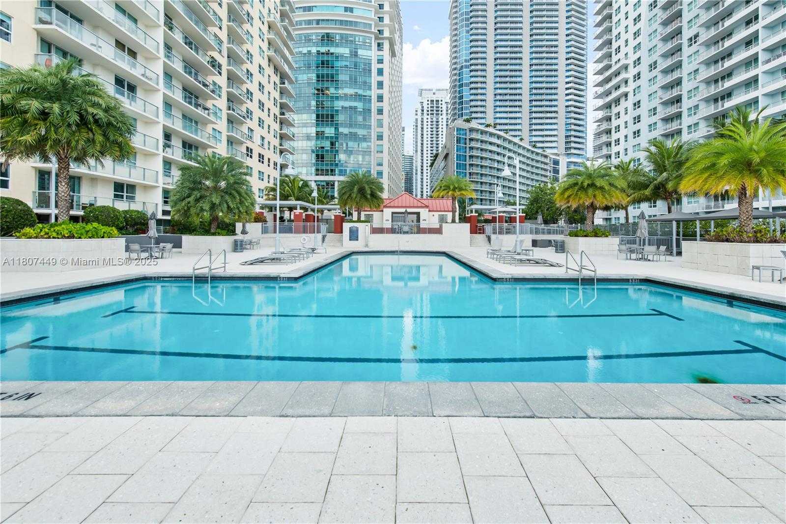 Small Image of 1155 BRICKELL BAY DR #2005, Miami Number 32