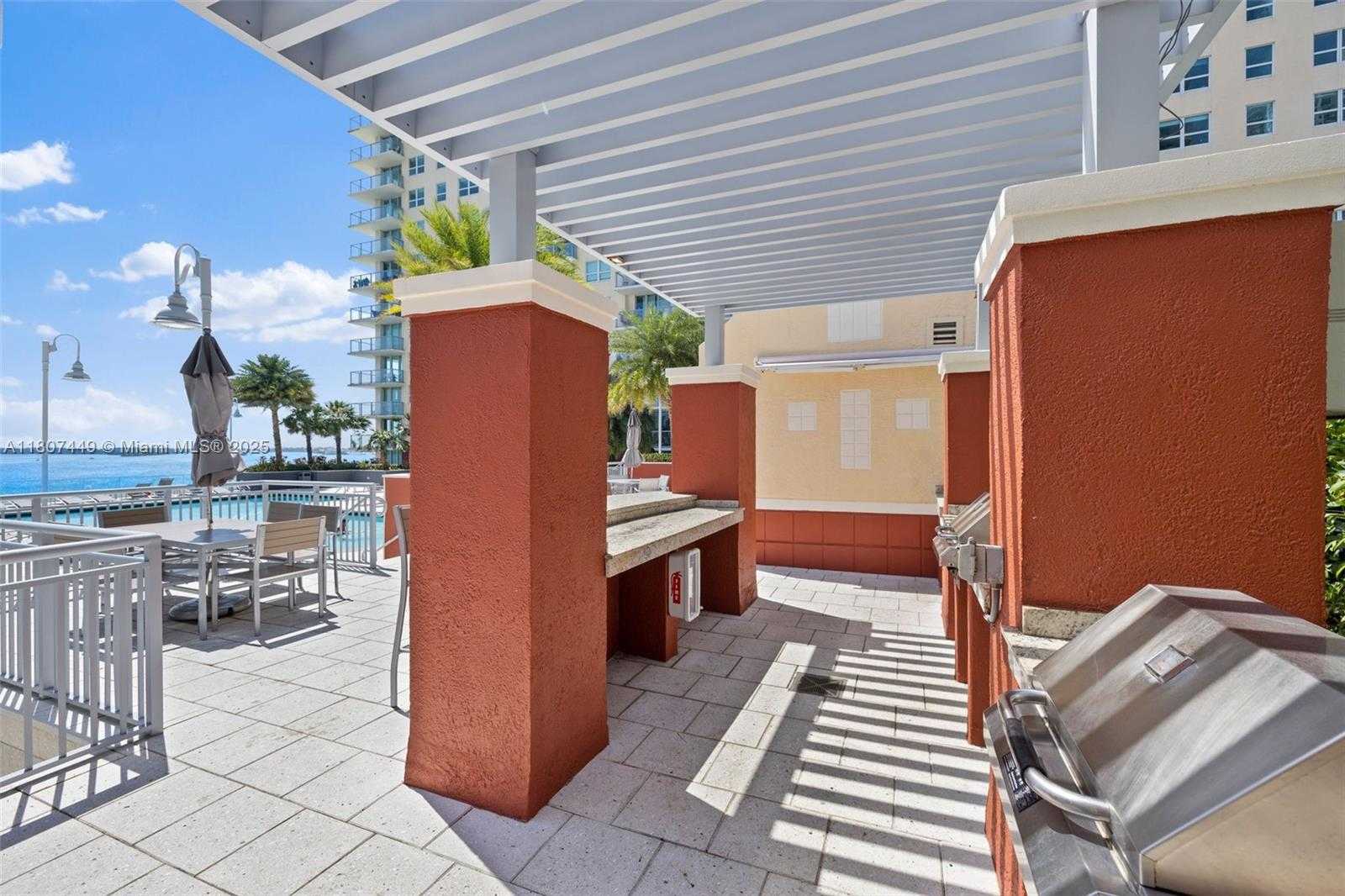 Small Image of 1155 BRICKELL BAY DR #2005, Miami Number 37