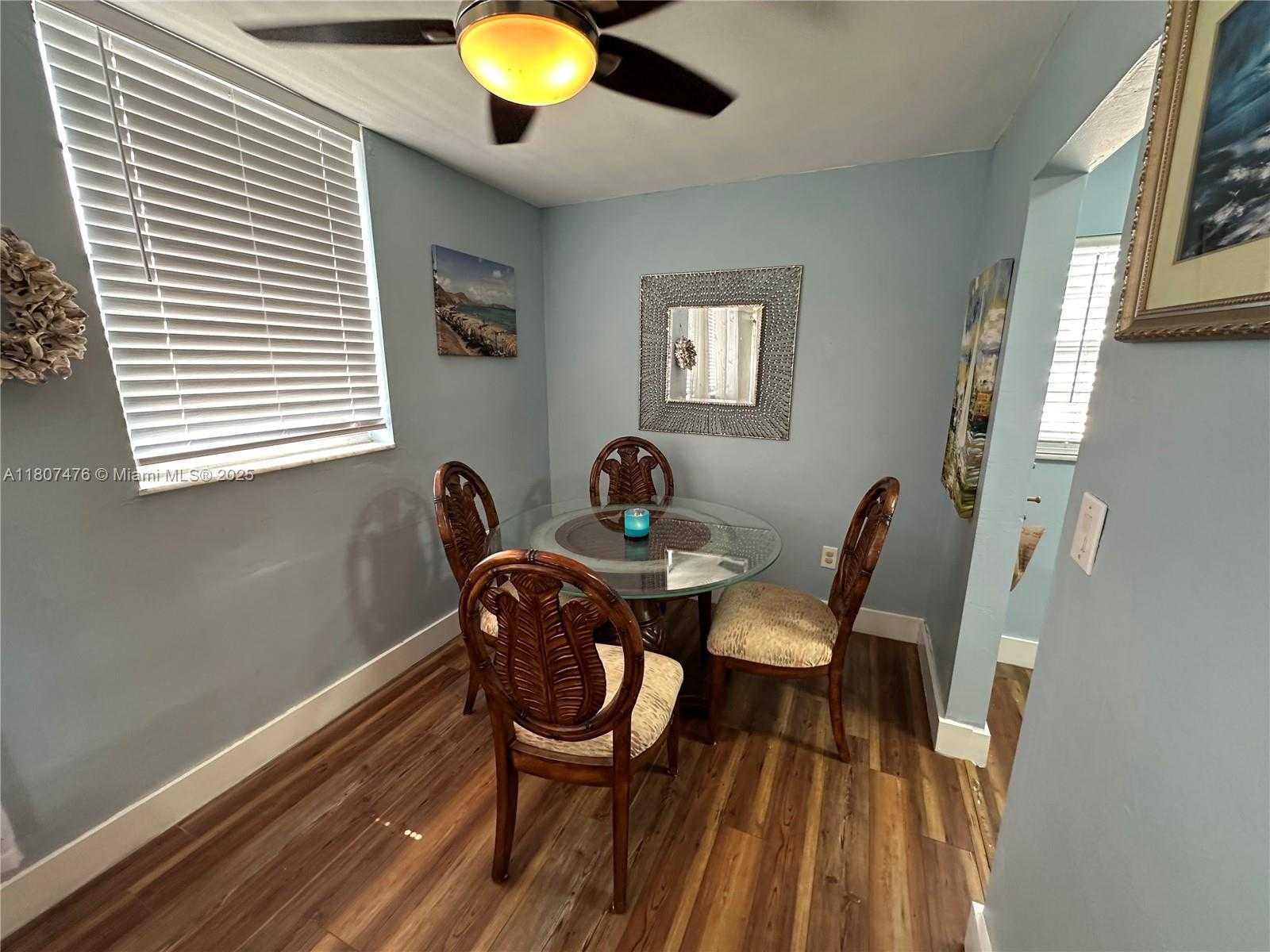 Small Image of 7900 TATUM WATERWAY DR #314, Miami Beach Number 11