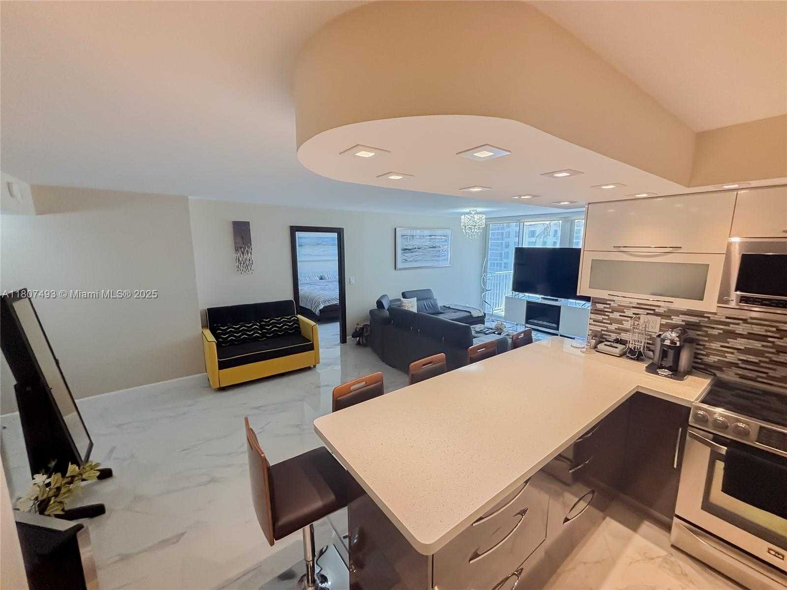 Small Image of 231 174TH ST #1505, Sunny Isles Beach Number 10
