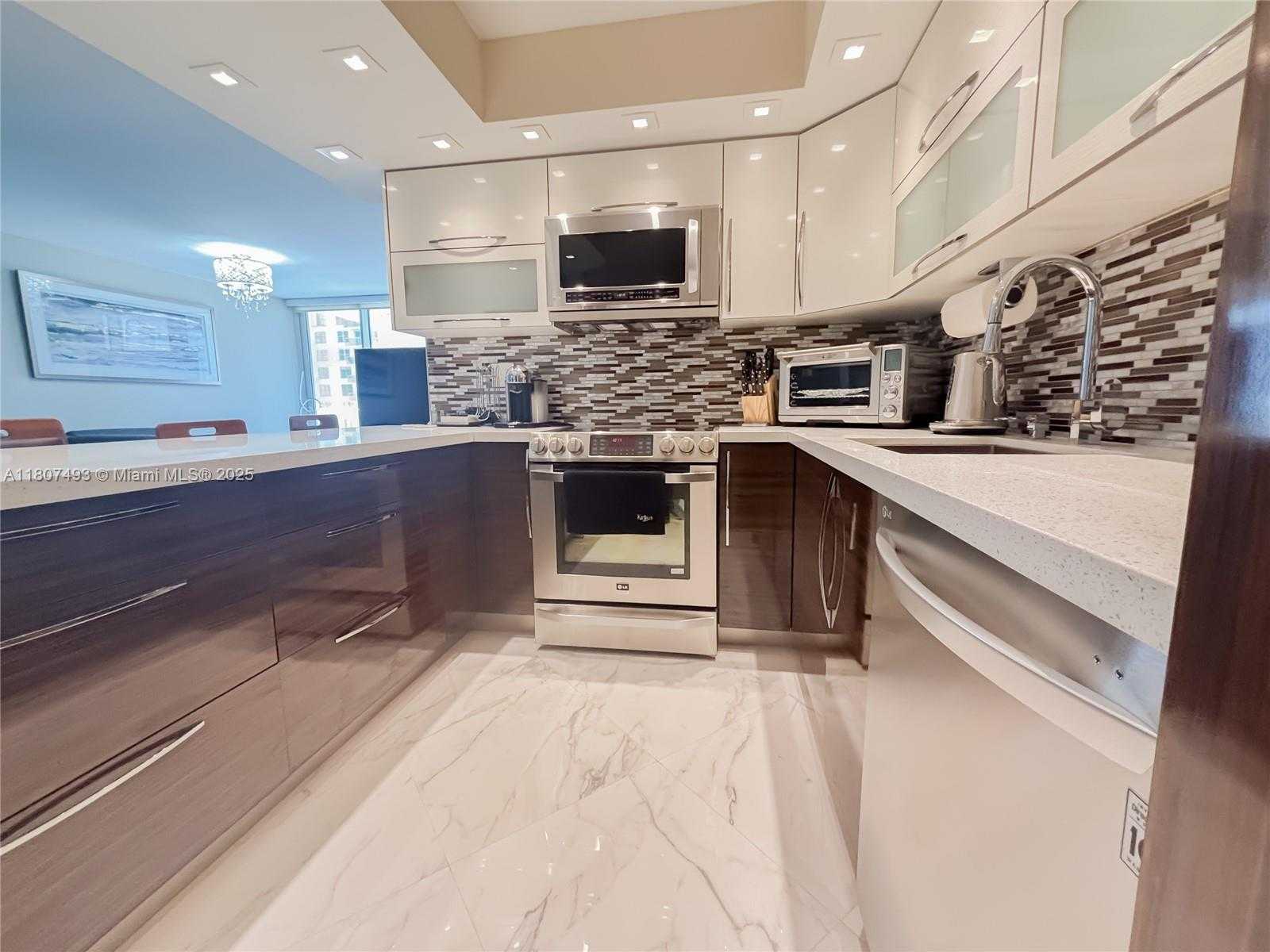 Small Image of 231 174TH ST #1505, Sunny Isles Beach Number 14