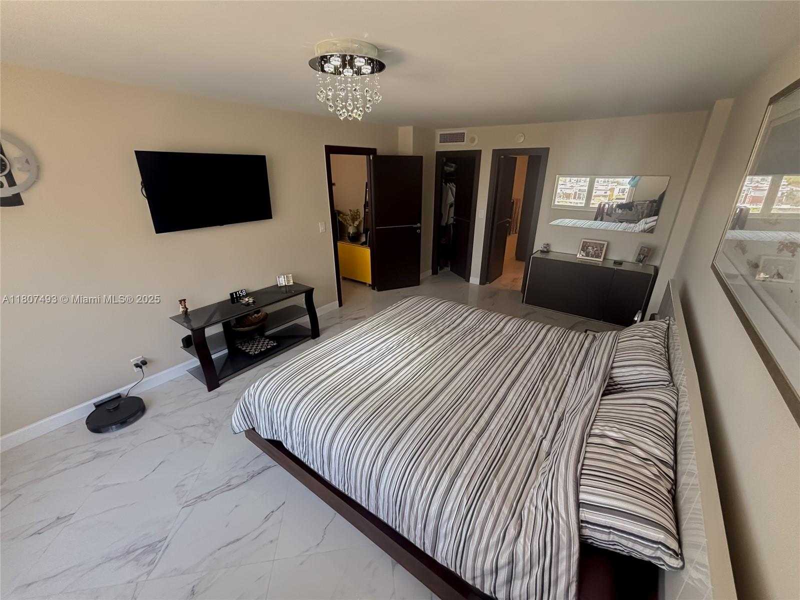 Small Image of 231 174TH ST #1505, Sunny Isles Beach Number 23