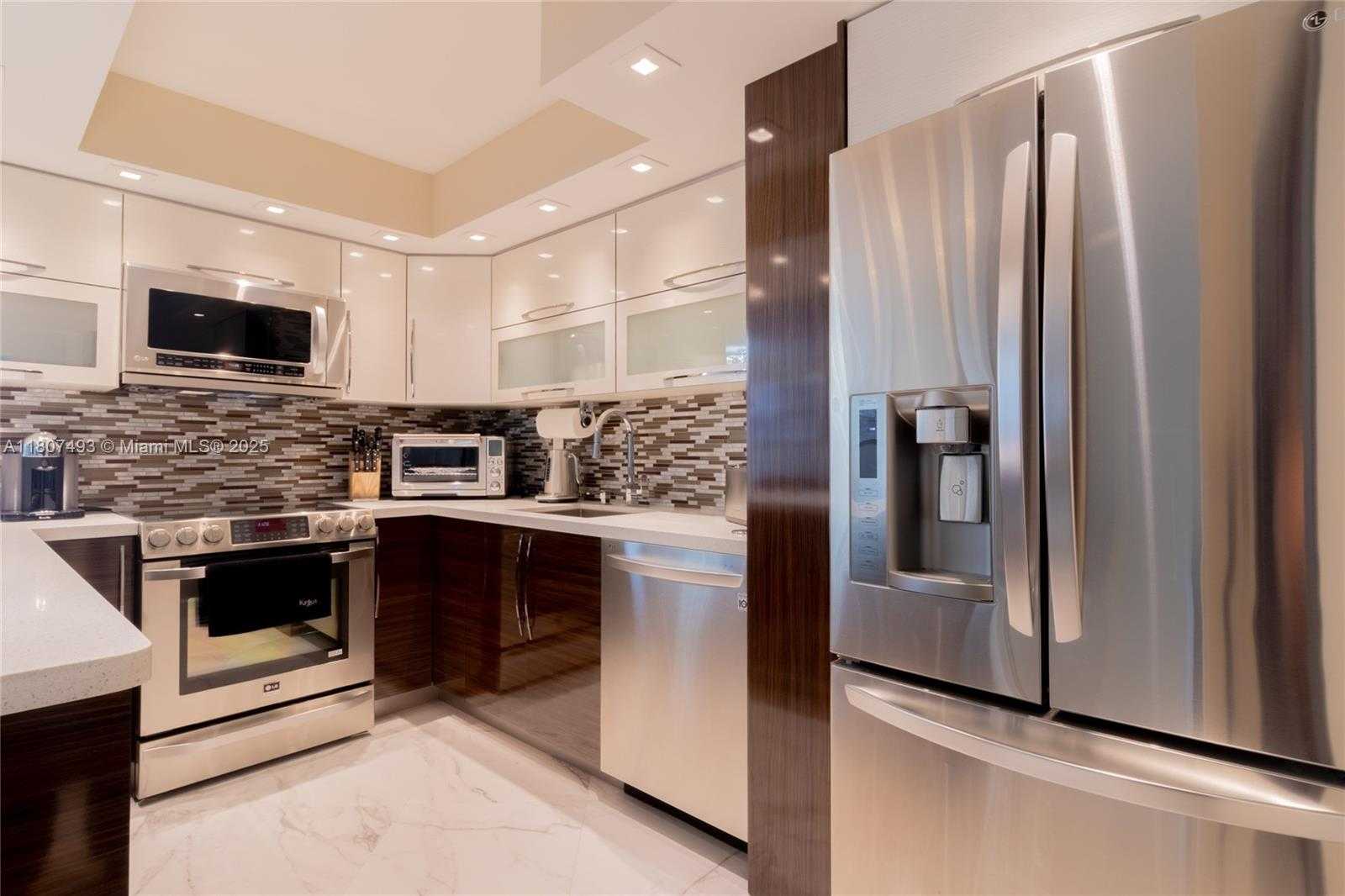 Small Image of 231 174TH ST #1505, Sunny Isles Beach Number 3