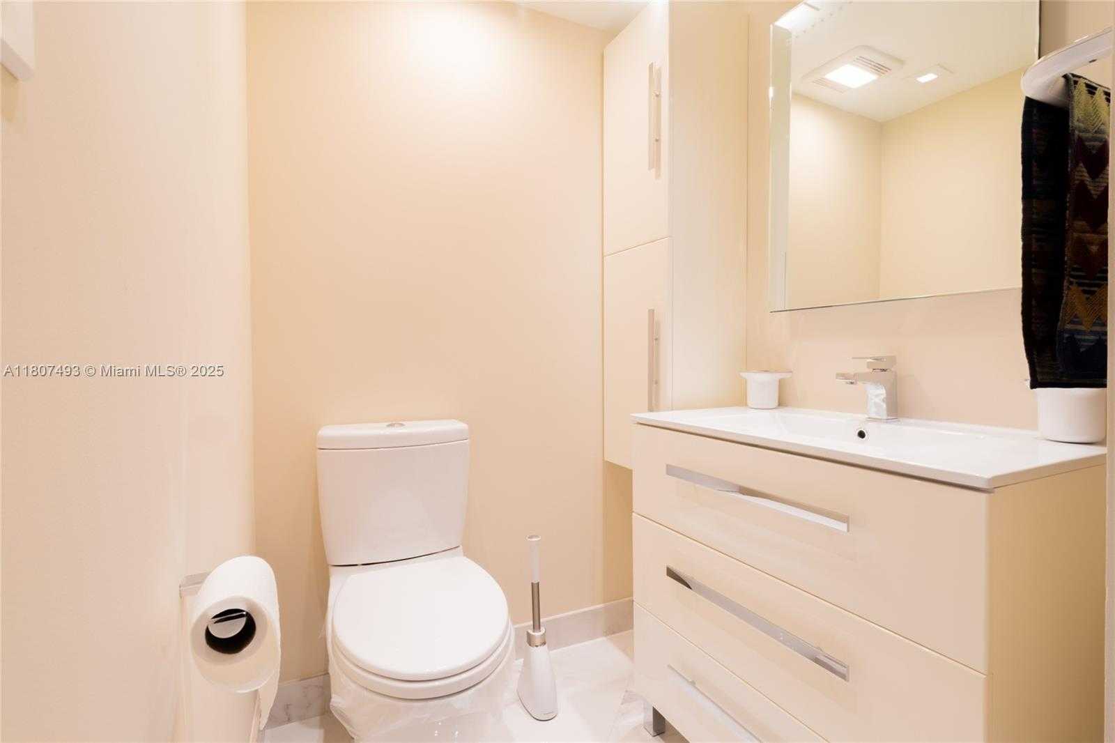 Small Image of 231 174TH ST #1505, Sunny Isles Beach Number 53