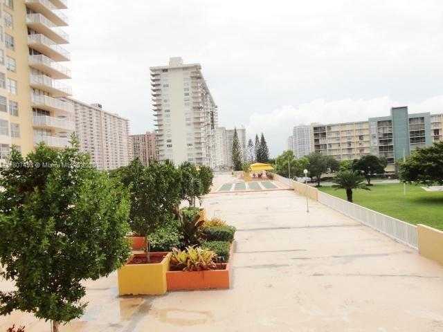 Small Image of 231 174TH ST #1505, Sunny Isles Beach Number 63