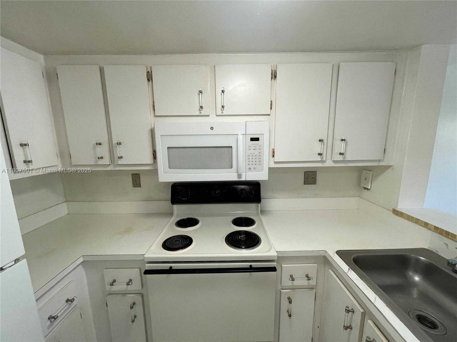 Small Image of 8670 NORTH WEST 6TH LN #4-103, Miami Number 10