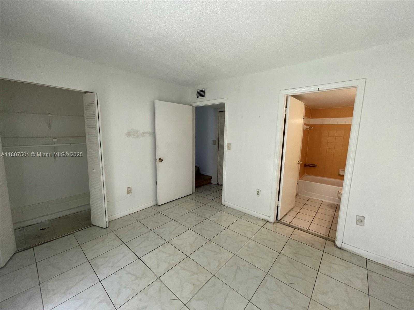Small Image of 8670 NORTH WEST 6TH LN #4-103, Miami Number 21