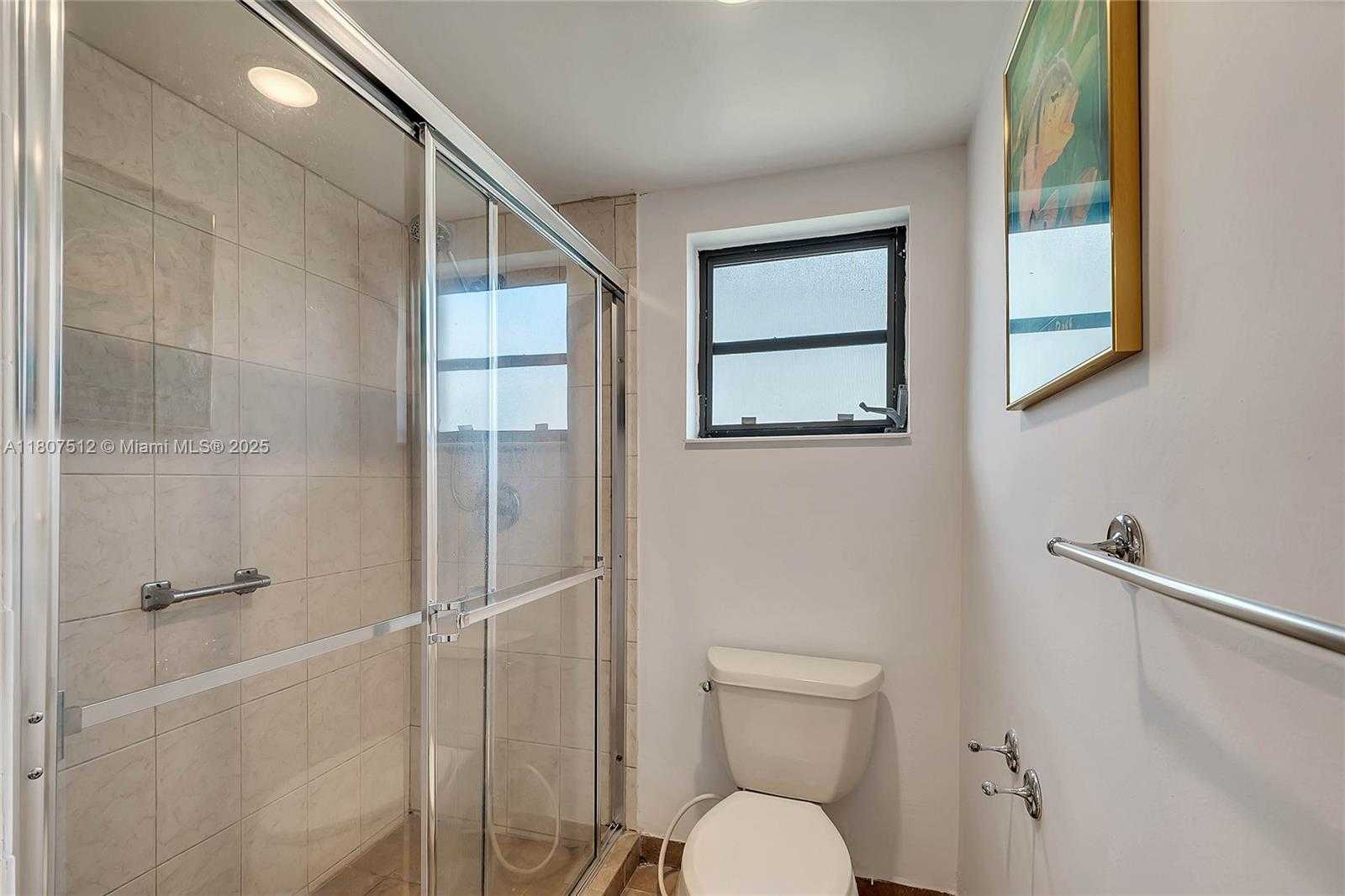 Small Image of 8573 SOUTH WEST 115TH CT, Miami Number 20
