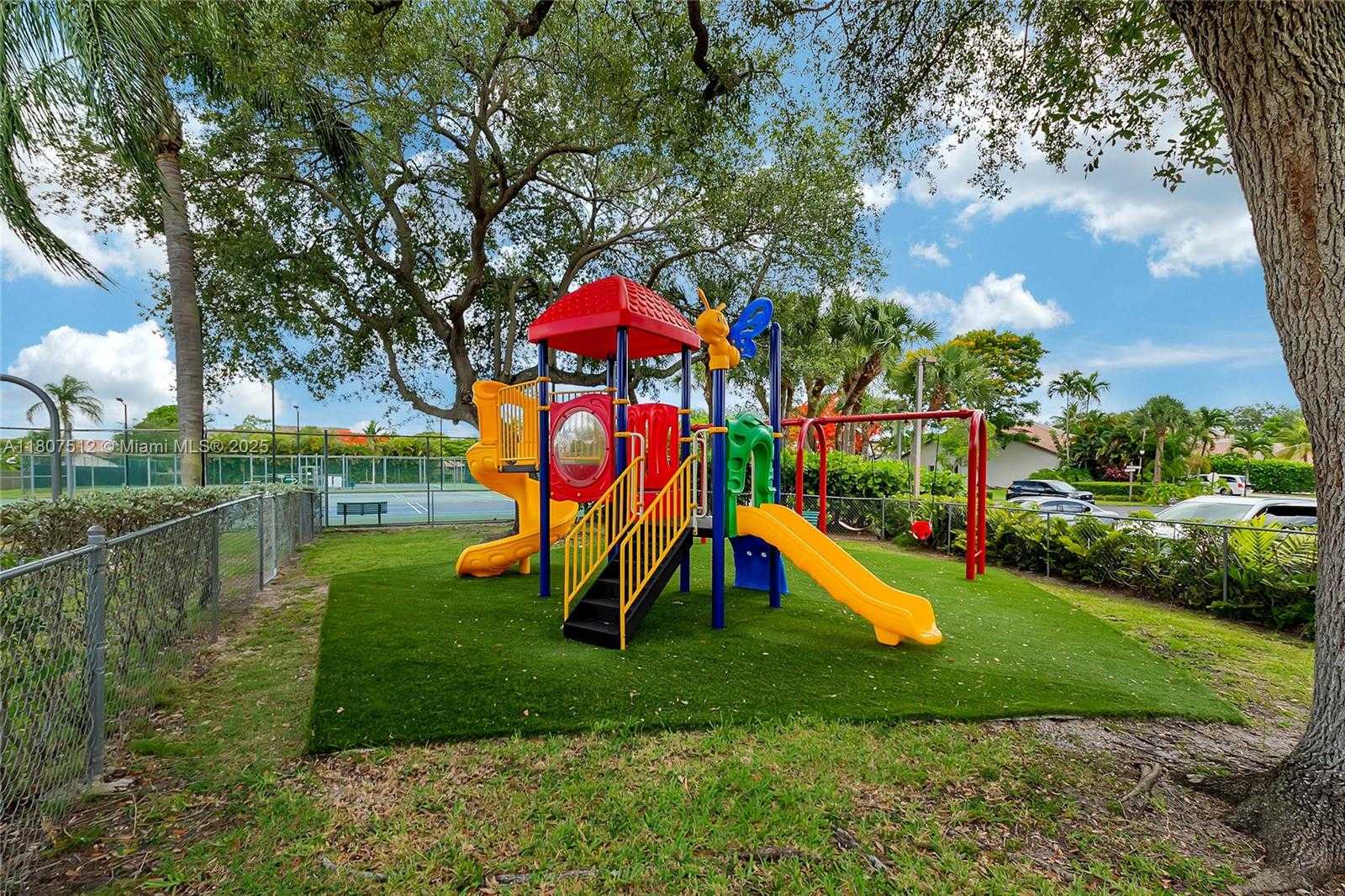 Small Image of 8573 SOUTH WEST 115TH CT, Miami Number 27