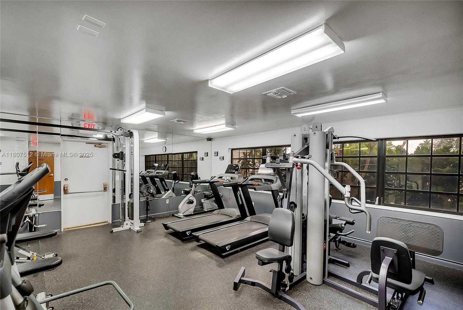 Small Image of 8573 SOUTH WEST 115TH CT, Miami Number 28
