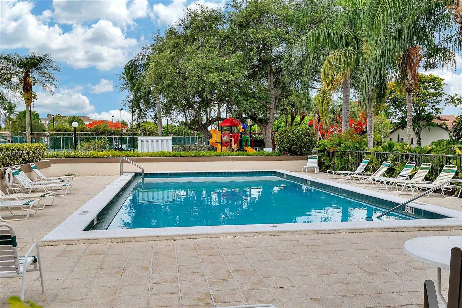 Small Image of 8573 SOUTH WEST 115TH CT, Miami Number 32