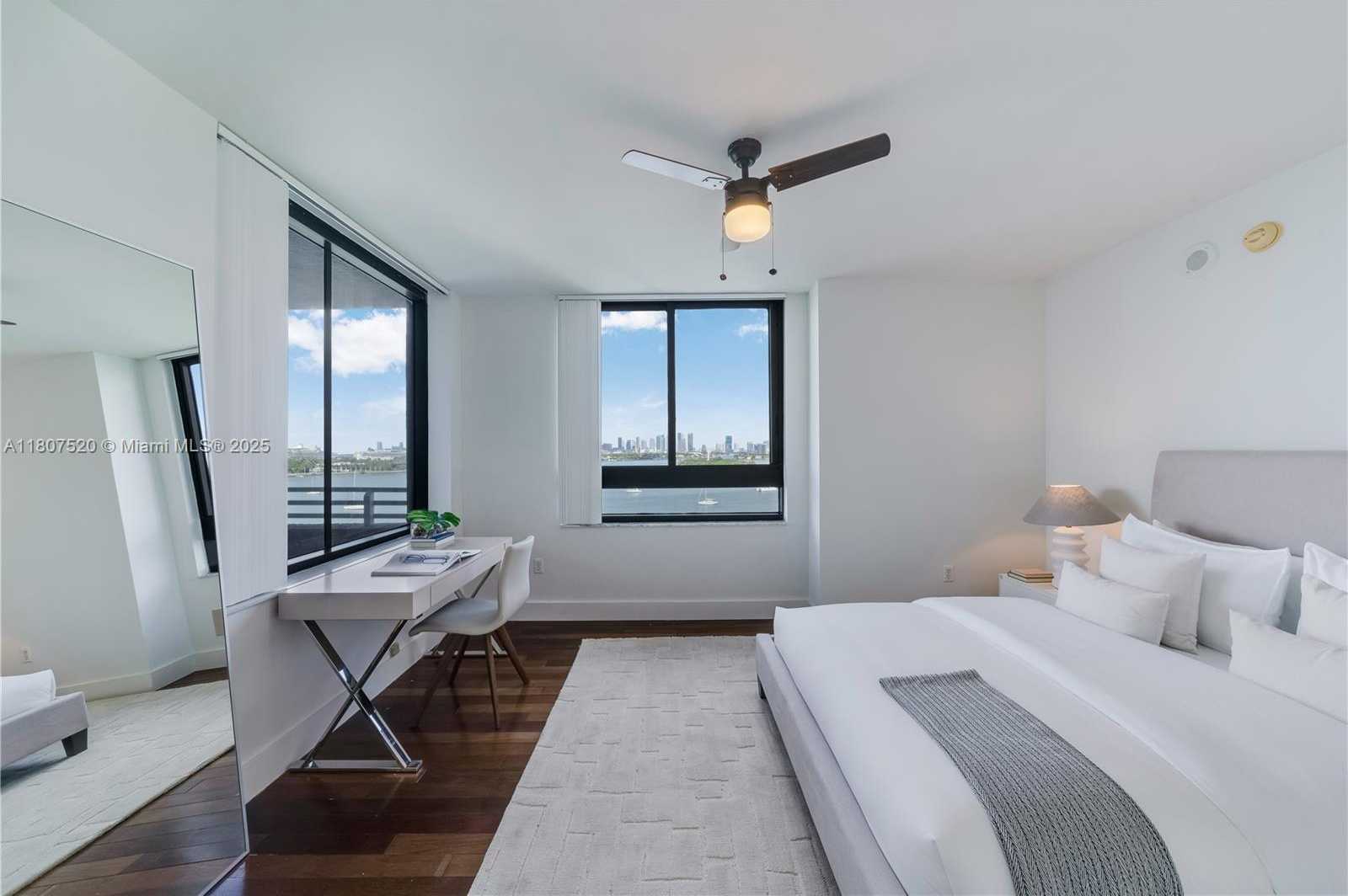 Small Image of 1330 WEST AVE #902, Miami Beach Number 22