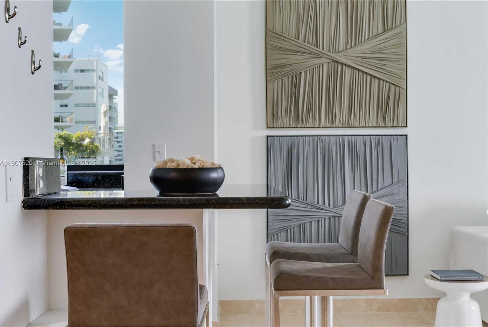 Small Image of 1330 WEST AVE #902, Miami Beach Number 28