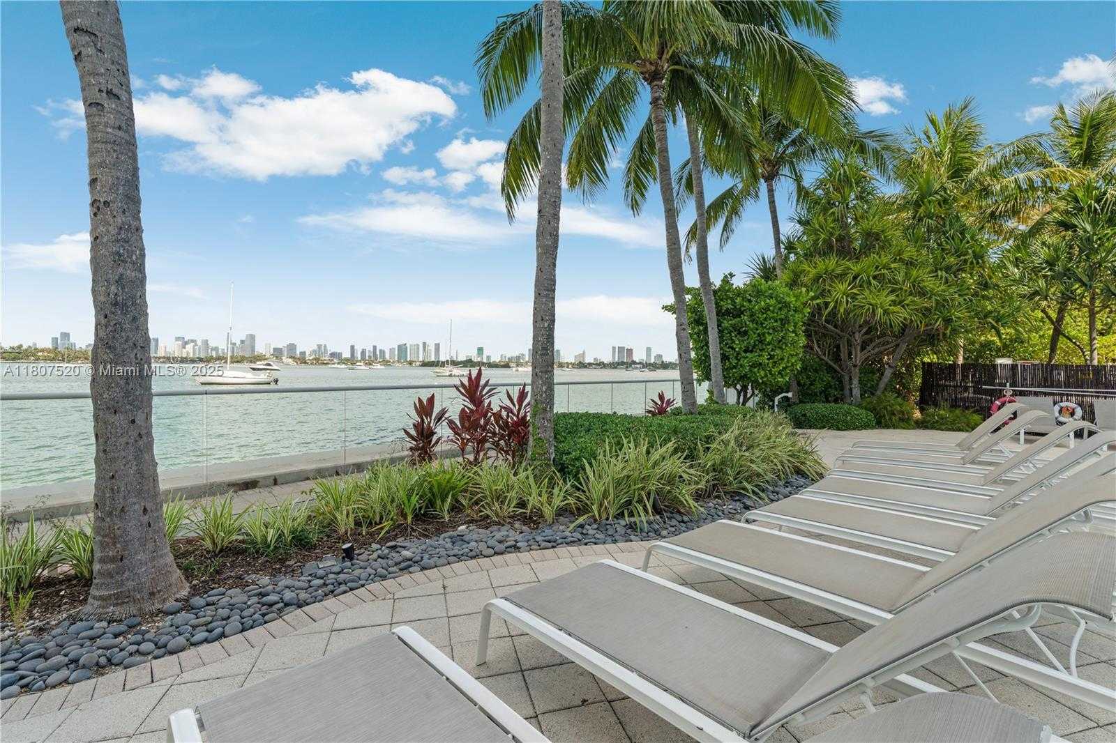 Small Image of 1330 WEST AVE #902, Miami Beach Number 39