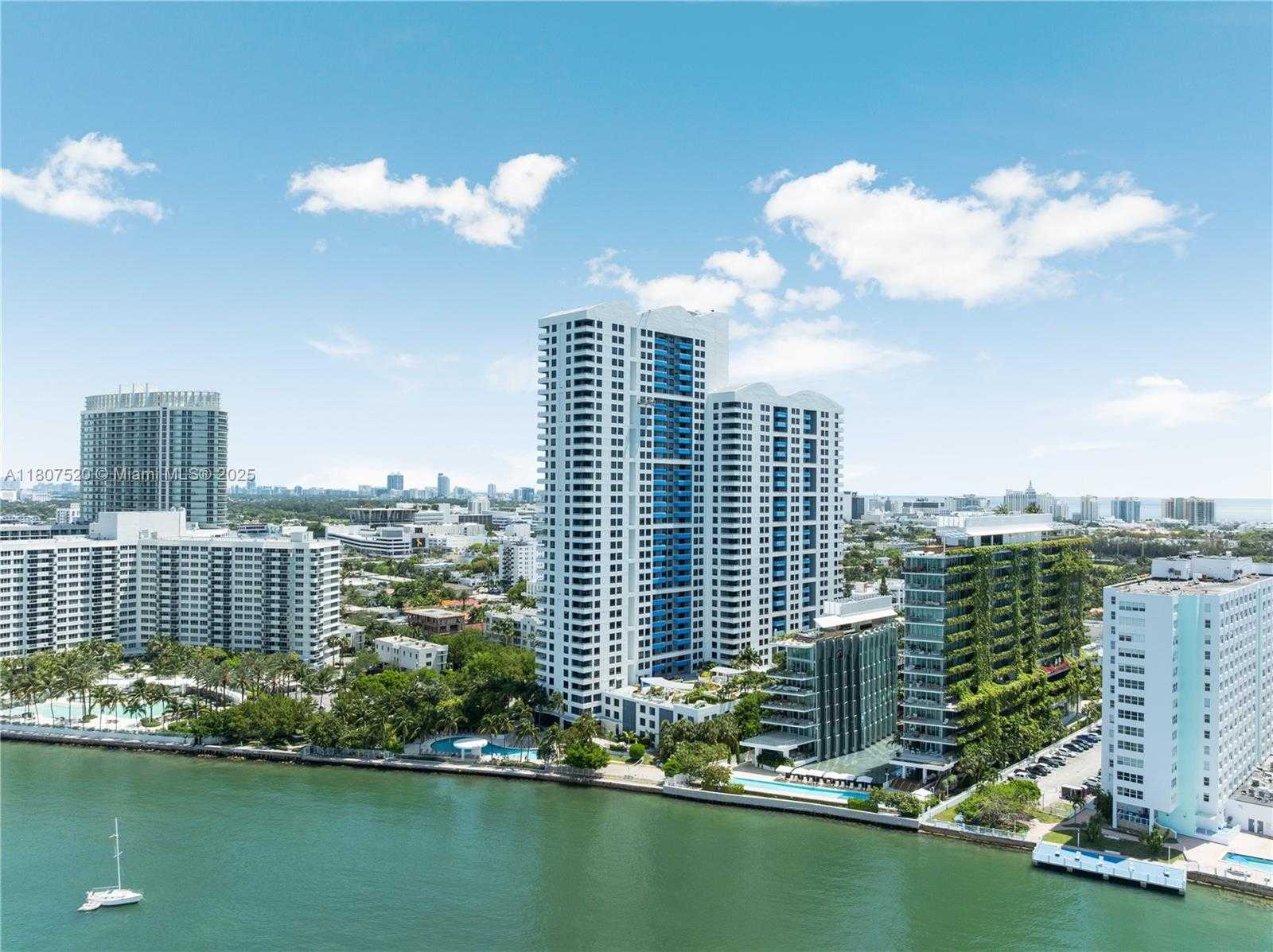Small Image of 1330 WEST AVE #902, Miami Beach Number 50