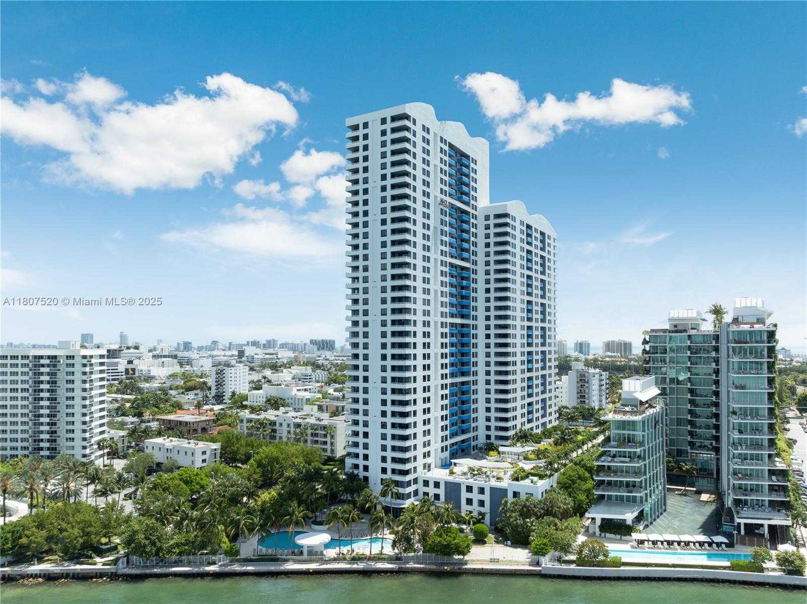 Small Image of 1330 WEST AVE #902, Miami Beach Number 51
