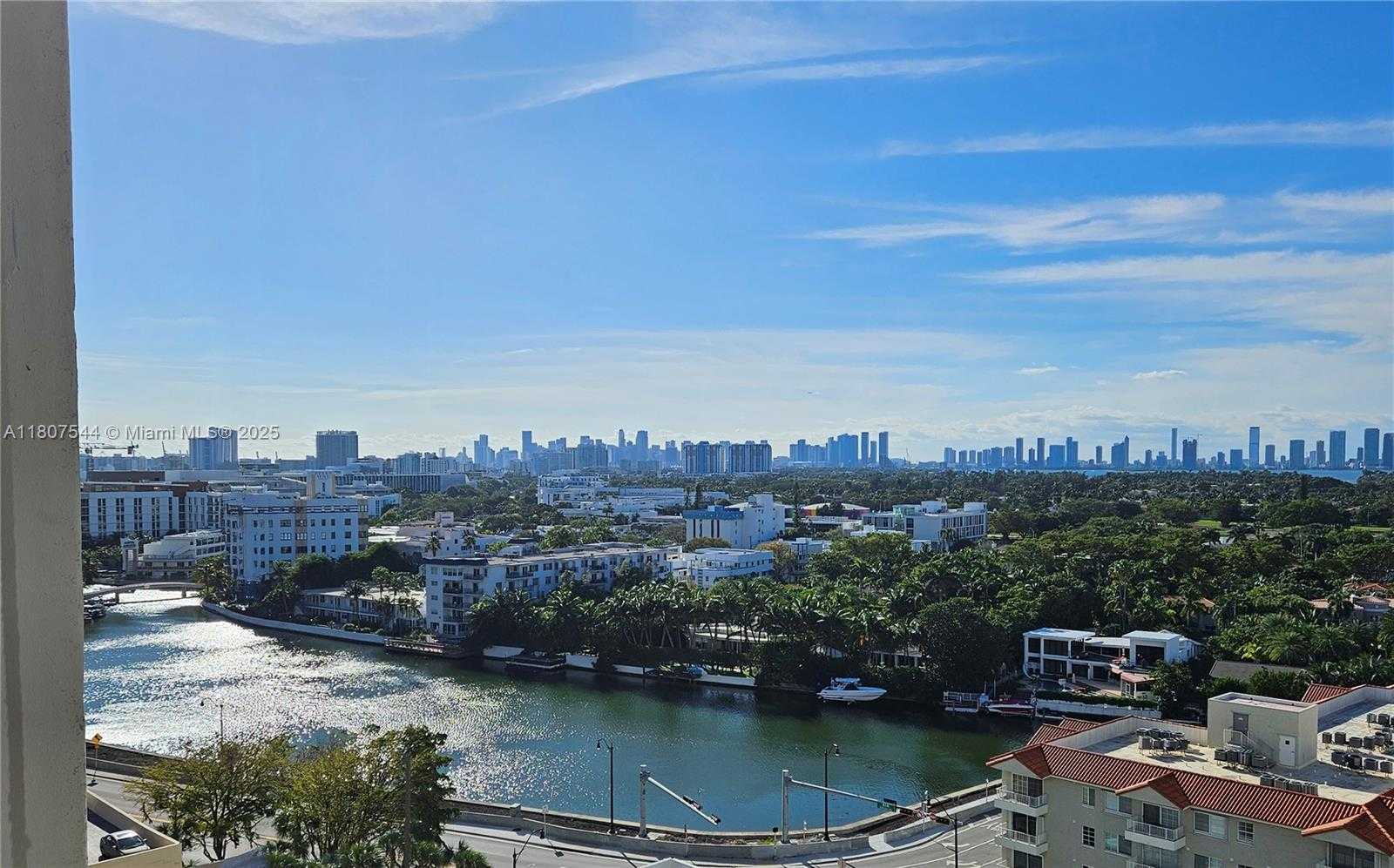 Small Image of 2625 COLLINS AVE #1408, Miami Beach Number 13