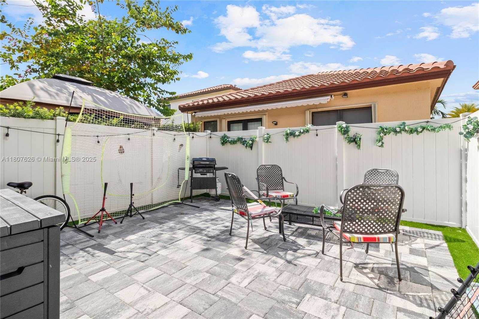 Small Image of 3508 WEST 88TH TER, Hialeah Number 10