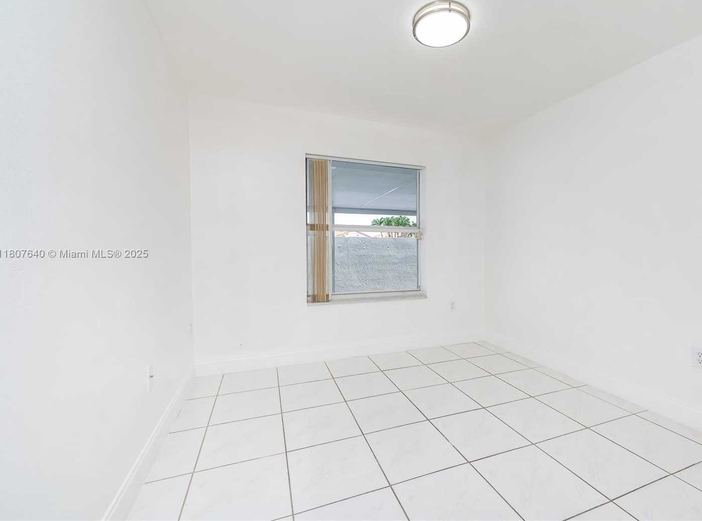 Small Image of 9021 NORTH WEST 121ST TER #85, Hialeah Gardens Number 17