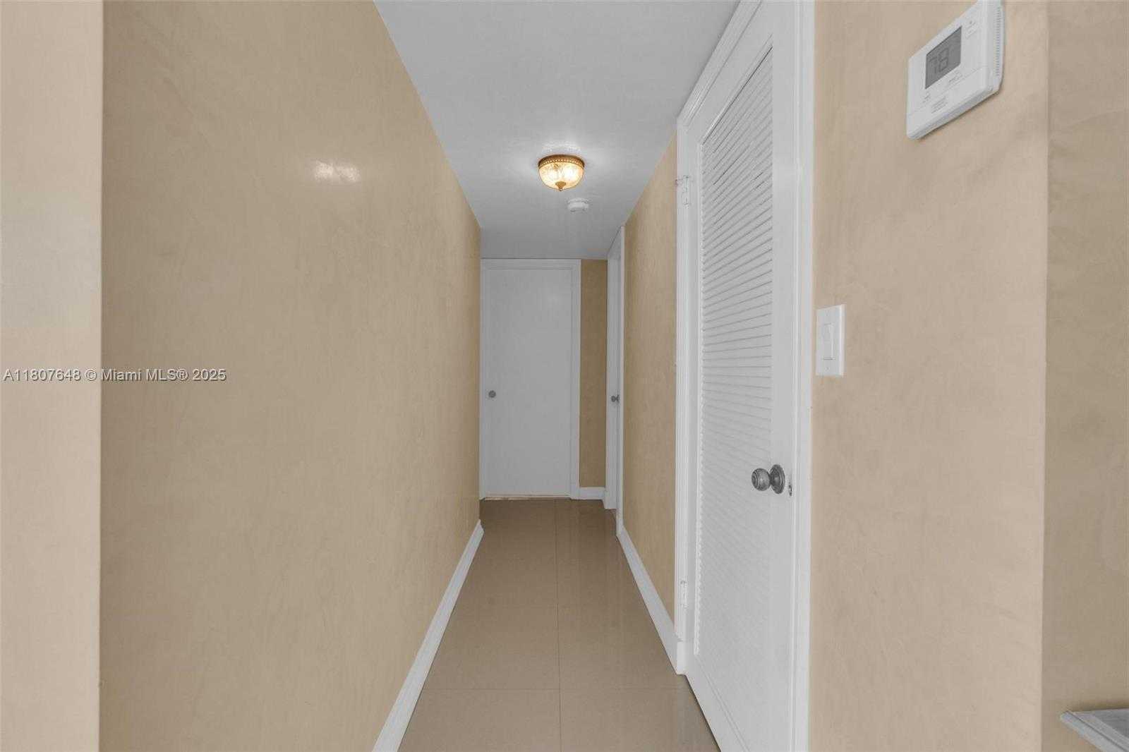 Small Image of 1801 SOUTH OCEAN DR #538, Hallandale Beach Number 14