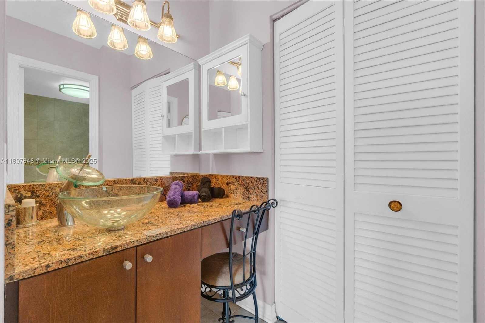 Small Image of 1801 SOUTH OCEAN DR #538, Hallandale Beach Number 19