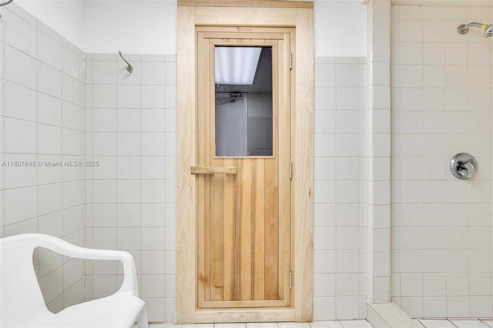 Small Image of 1801 SOUTH OCEAN DR #538, Hallandale Beach Number 38