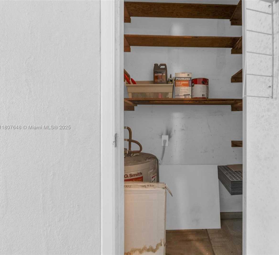 Small Image of 1801 SOUTH OCEAN DR #538, Hallandale Beach Number 43