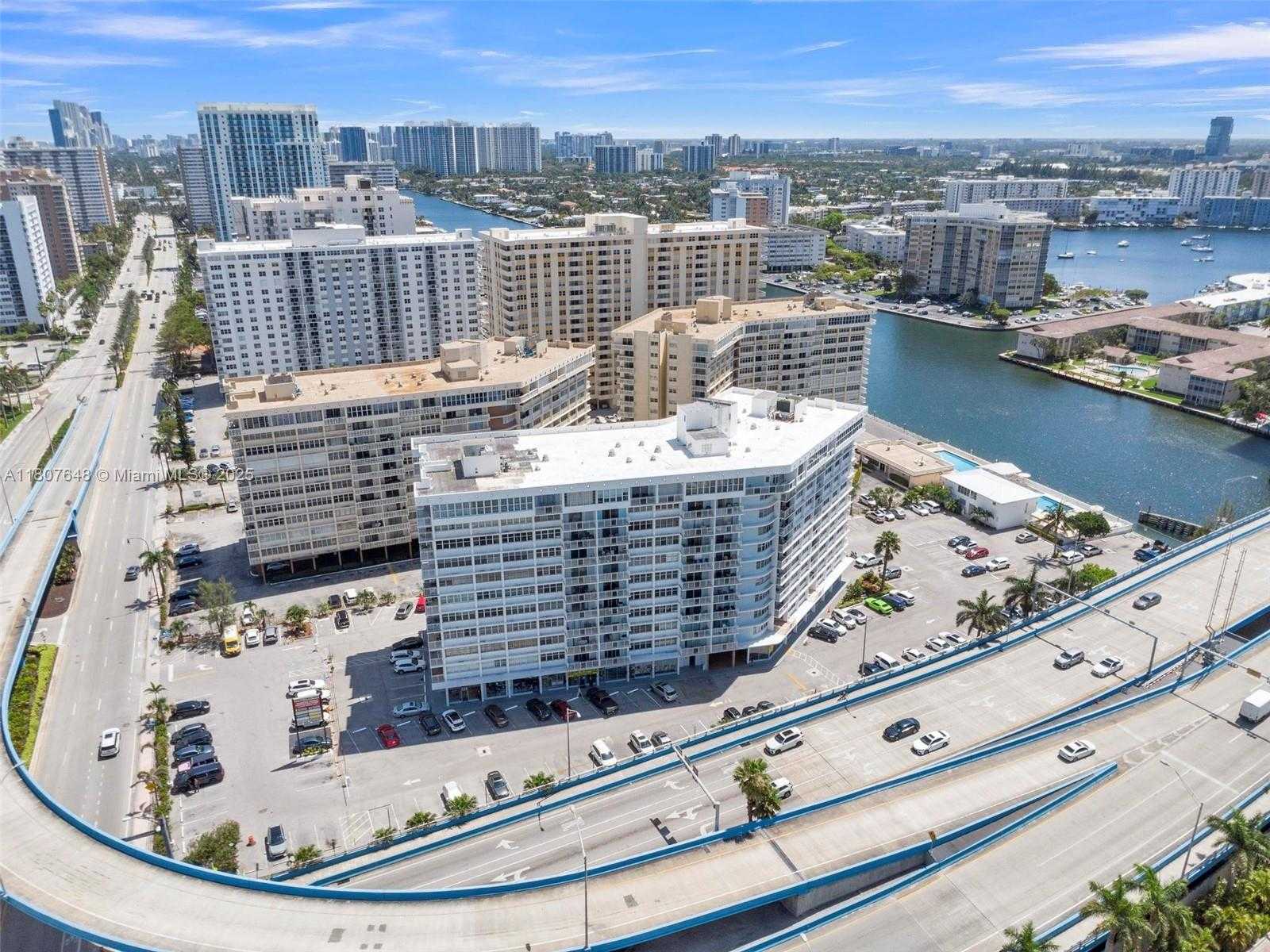Small Image of 1801 SOUTH OCEAN DR #538, Hallandale Beach Number 45