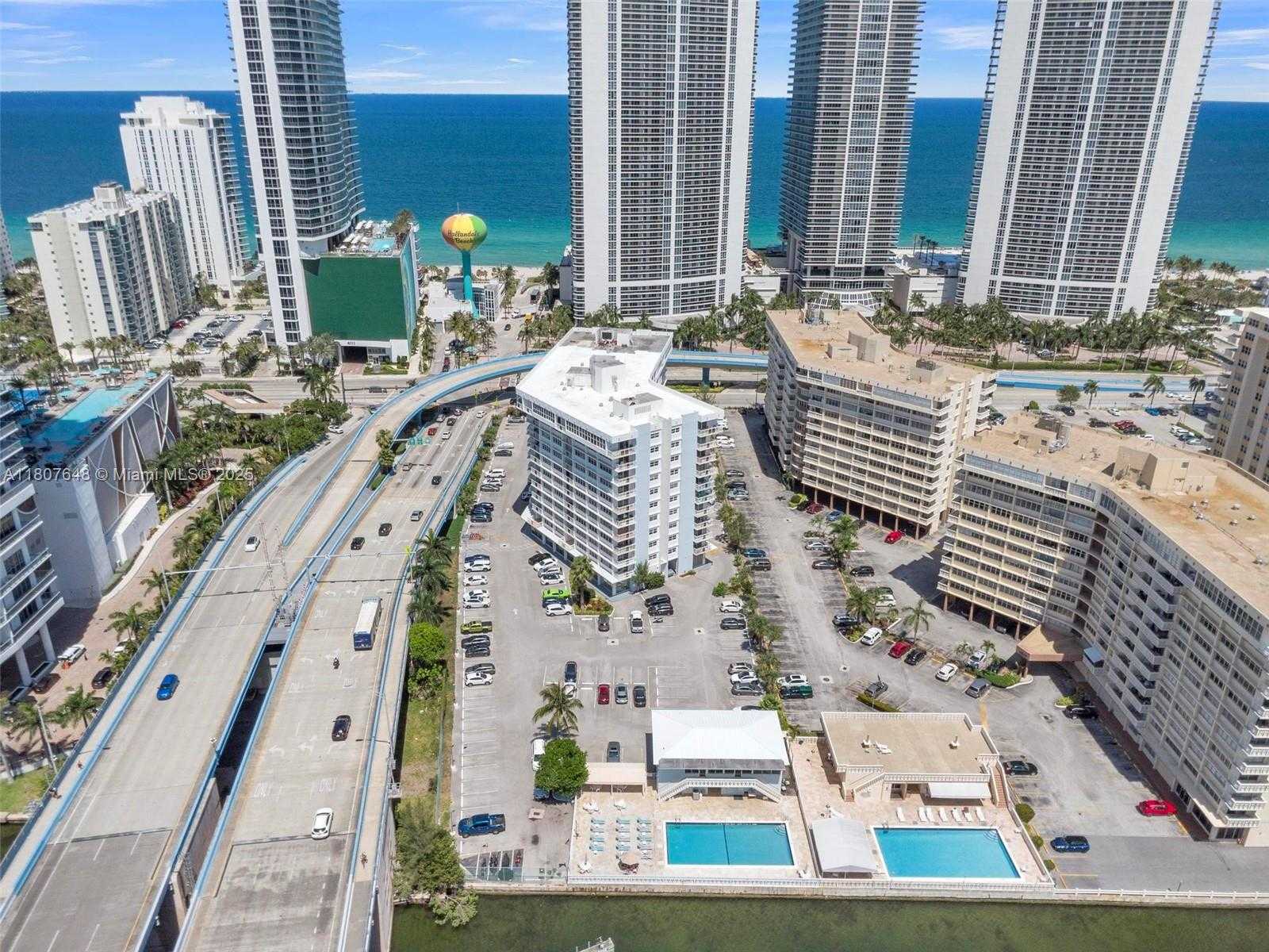 Small Image of 1801 SOUTH OCEAN DR #538, Hallandale Beach Number 46