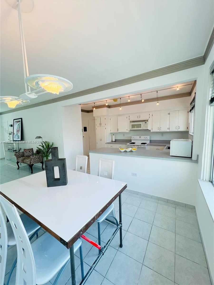 Small Image of 10178 COLLINS AVE #210, Bal Harbour Number 4