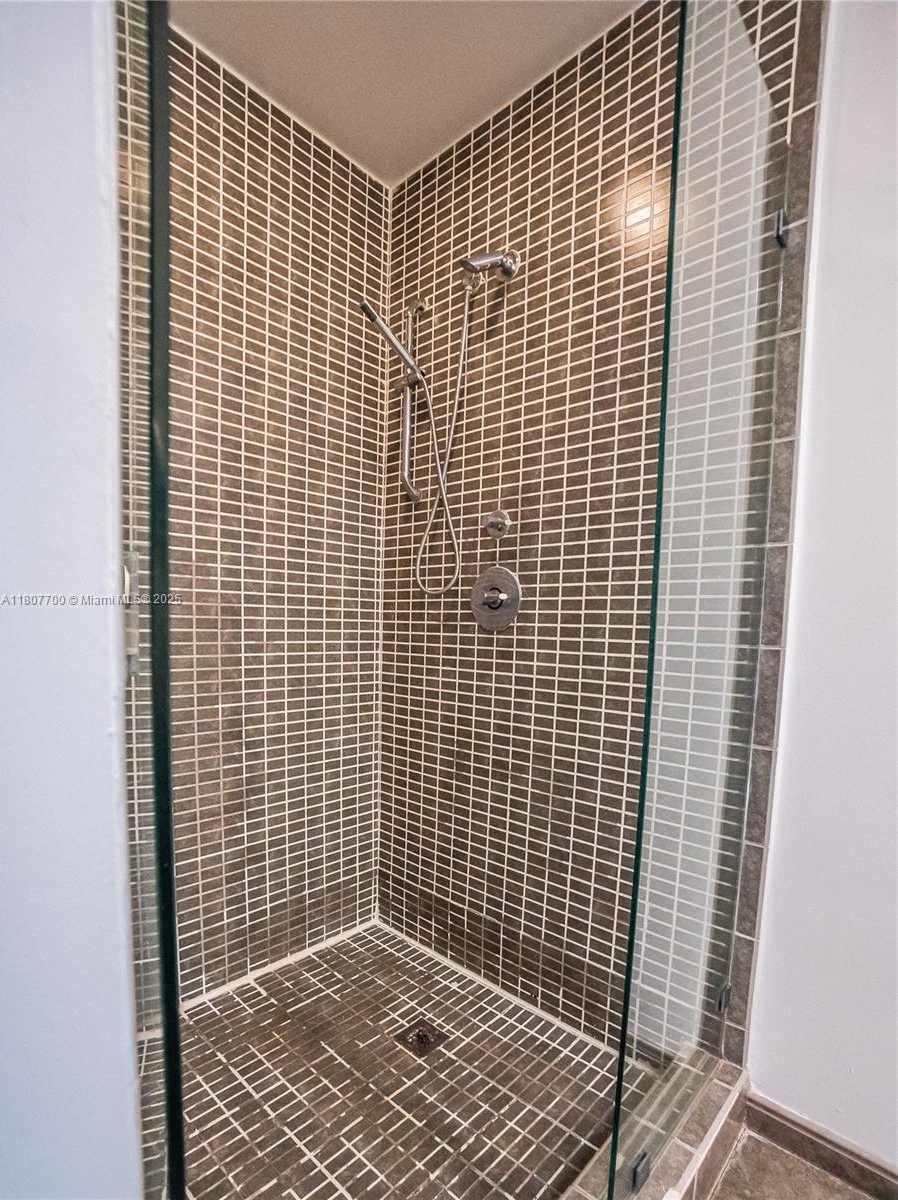 Small Image of 3470 #H0503, Miami Number 19