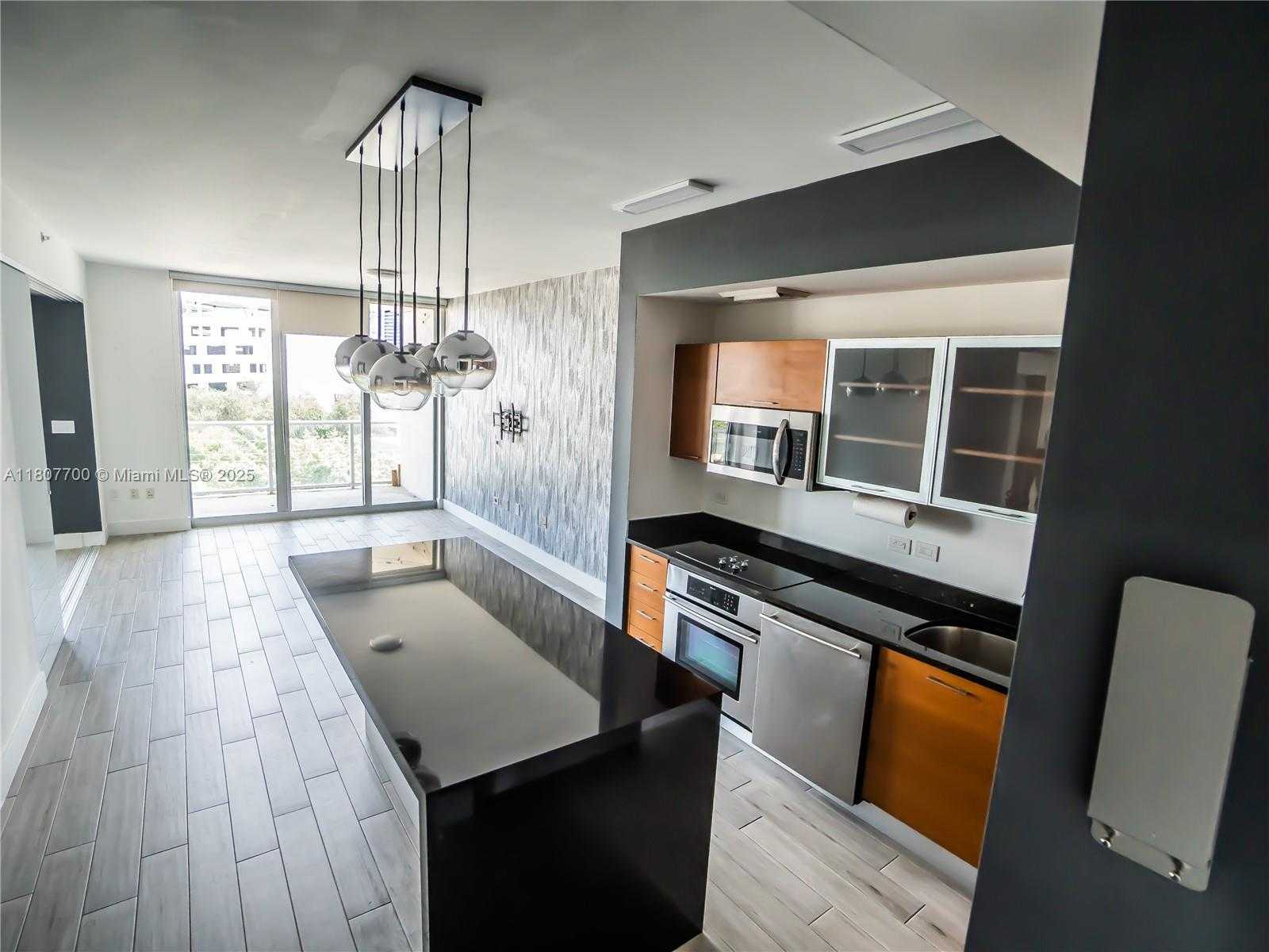 Small Image of 3470 #H0503, Miami Number 2